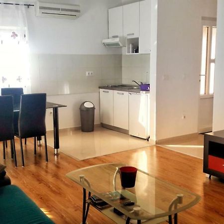 Apartman 콜란 외부 사진